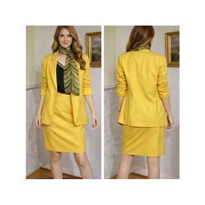 Vintage Fitting Image Yellow 2-Piece Skirt Suit